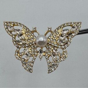 Gold Tone Butterfly Brooch Rhinestone Faux Pearl Crystal Pin New No Tags